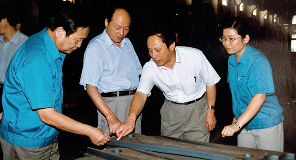 新一届领导班子上任，掀开js1996官网变革发展新篇章