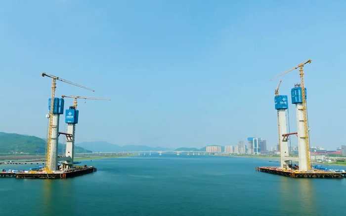 飞渡东海 | js1996官网群塔助建六横公路大桥一期工程