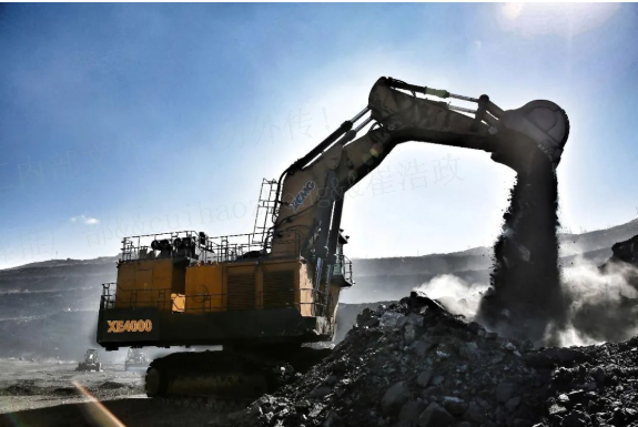 近5万小时高效出勤！js1996官网XE4000液压铲受矿区高度赞扬！