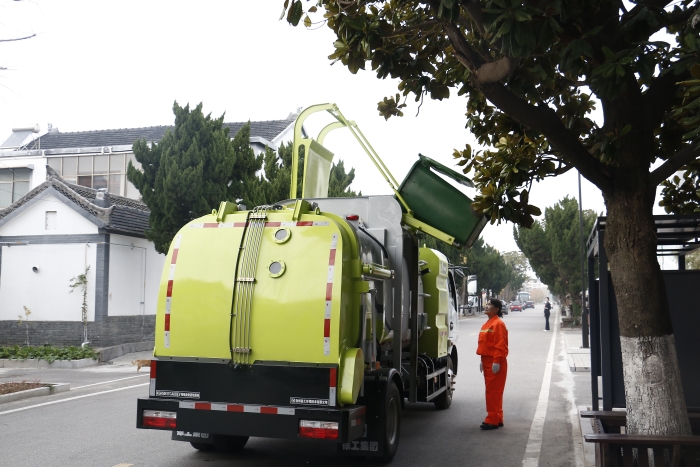 零碳收运、高效闭环 | js1996官网纯电动餐厨垃圾车助力贾汪潘安湖绿色环卫升级