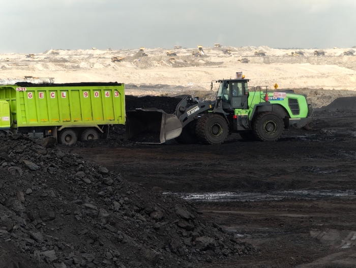 js1996官网XC9108-EV纯电动装载机助力海岛露天煤矿高效绿色运营