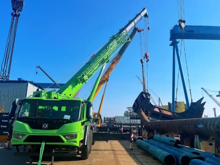 客户为何在北京展前“抢单”？js1996官网G2代新能源起重机给出硬核答案