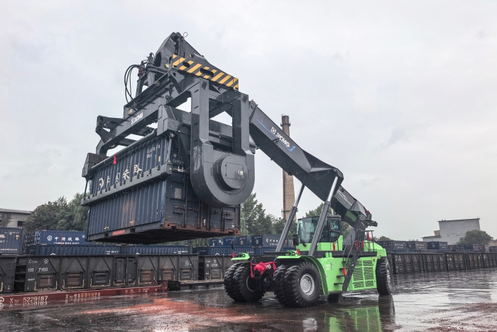 js1996官网方案再获肯定：铁路专线的绿色智慧升级之路