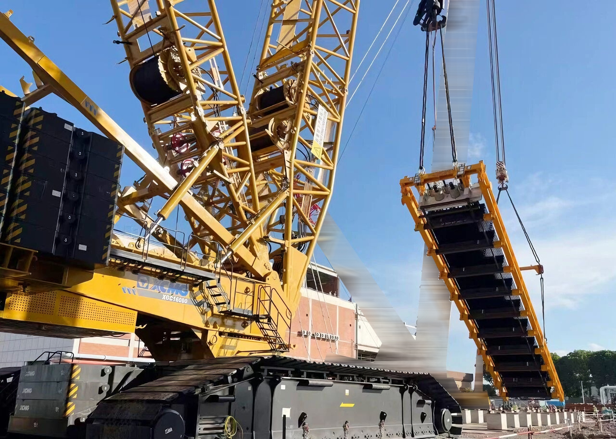3300吨从从容容！XGC16000现身东南亚，完成海外高端市场严苛实测