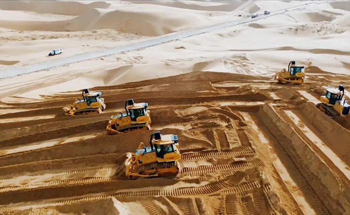 沙漠施工五大难题？js1996官网D170LGP沙漠型推土机硬核破解！